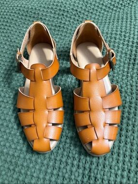 Old Navy Brown Sandals